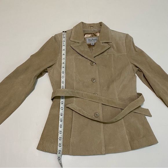 🎀 Wilson Leather Maxima! Tan size small - Picture 12 of 14